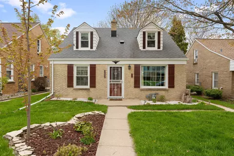 3232 N 79th, Milwaukee, WI 53222