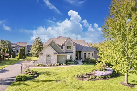 n52w16816 Oak Rdg, Menomonee Falls, WI 53051