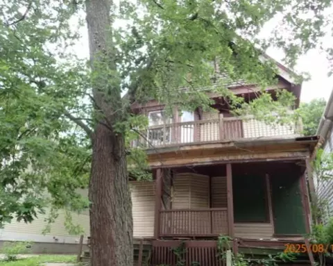 2365 N 6 #2367, Milwaukee, WI 53212