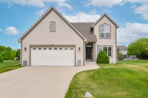 606 Emily, Elkhorn, WI 53121