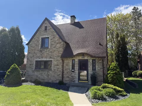 609 Waldo, Manitowoc, WI 54220