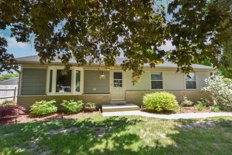 204 Judge, Saukville, WI 53080