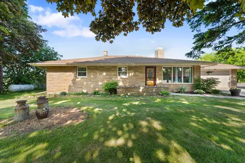 4211 County Road Kw, Port Washington, WI 53074