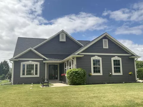8791 S Clover, Oak Creek, WI 53154