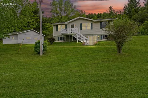 n28504 Bradley Road, Preston, WI 54616