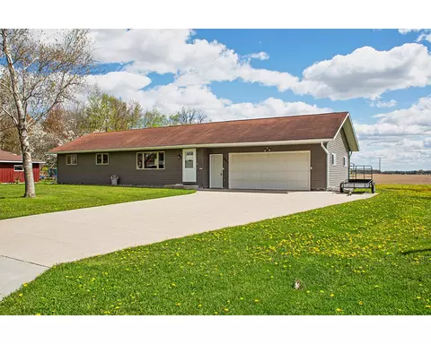 203 W Linden, Abbotsford, WI 54405