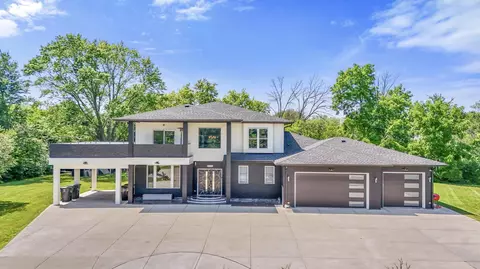 7341 S 76th, Franklin, WI 53132