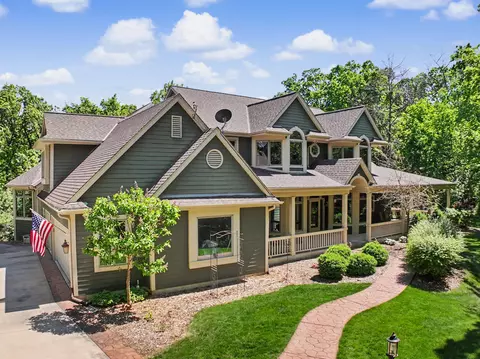 12301 W Ryan, Franklin, WI 53132