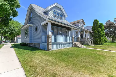 3752 W Greenfield, Milwaukee, WI 53215
