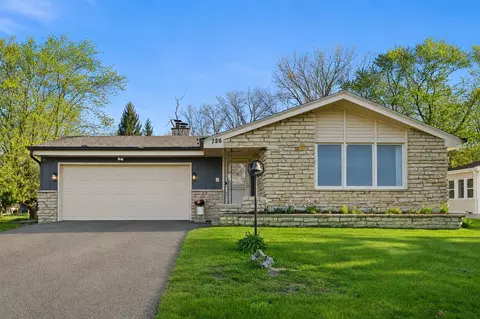 726 Royal Park, Racine, WI 53402