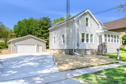 223 E Woolcock, Jefferson, WI 53549