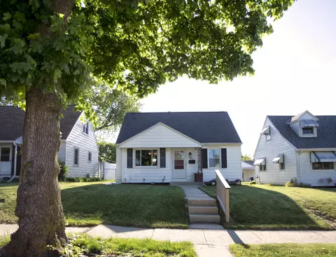2561 S 70th, Milwaukee, WI 53219