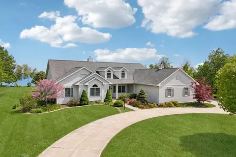 4635 S 10th, Manitowoc, WI 54220