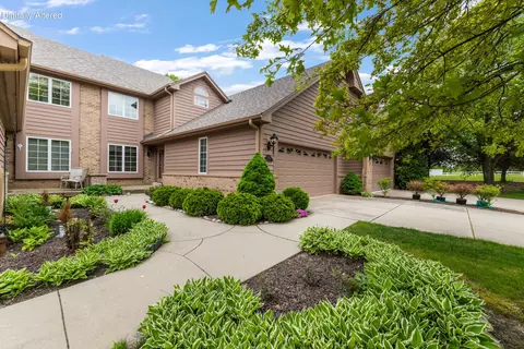 7519 W Mallory, Franklin, WI 53132
