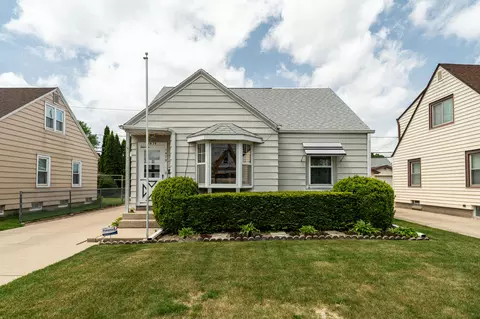 1479 S 93rd, West Allis, WI 53214