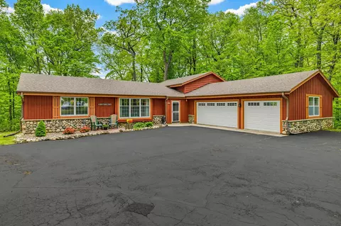 1820 Candlewood, Richfield, WI 53076