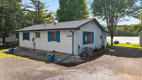 n4969 Spearhead Trail, Hubbard, WI 53039