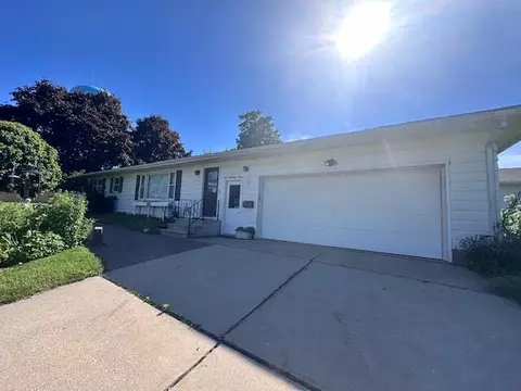 Exterior - 207 Pine, Caledonia, MN 55921 photo 4 of 13