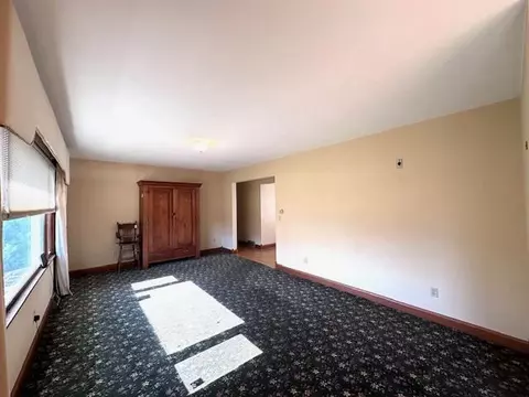 Living - 207 Pine, Caledonia, MN 55921 photo 3 of 5