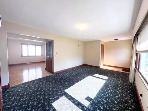 Living - 207 Pine, Caledonia, MN 55921 photo 2 of 5