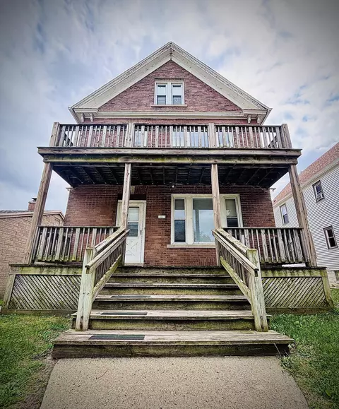 1405 W Oklahoma, Milwaukee, WI 53215