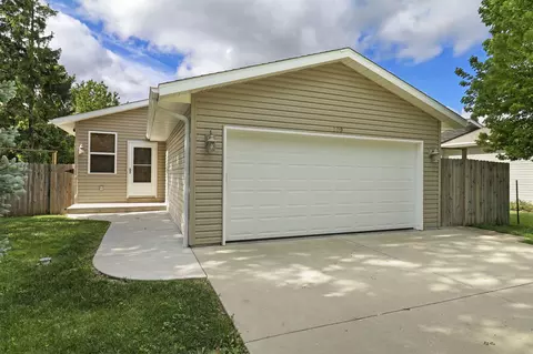 209 E Chestnut, Silver Lake, WI 53170
