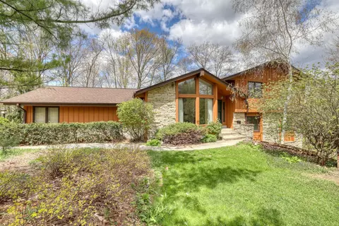 1545 Constitution, Brookfield, WI 53045