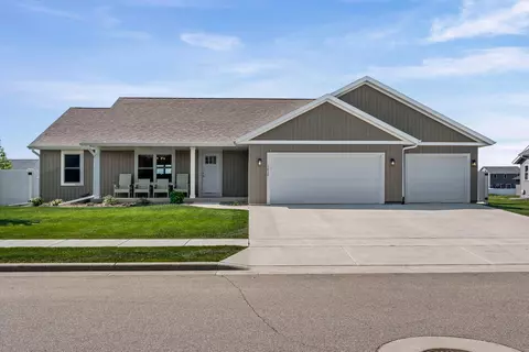 1610 Fox Glove, Holmen, WI 54636