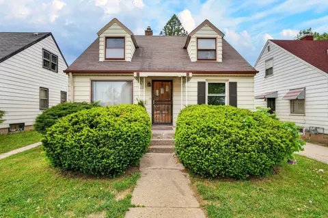 4455 N Teutonia, Milwaukee, WI 53209