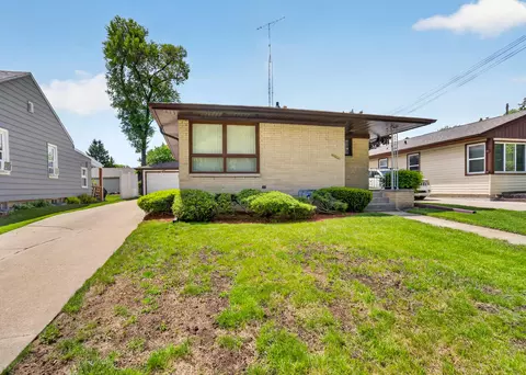 4011 19th, Racine, WI 53405