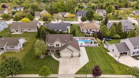 348 S Maple, Saukville, WI 53080