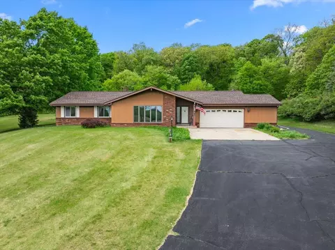 3455 Birnamwood, Polk, WI 53086