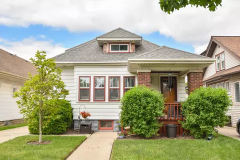 2209 N 62nd, Wauwatosa, WI 53213