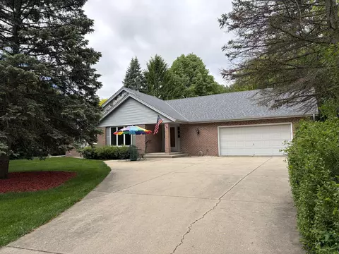 8232 Cooper, Kenosha, WI 53142