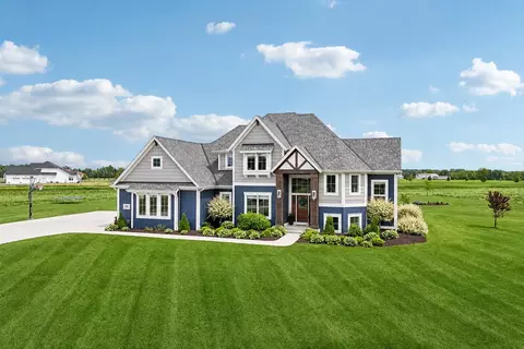 560 Cedar, Summit, WI 53066