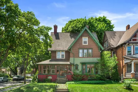 2903 W Mckinley, Milwaukee, WI 53208