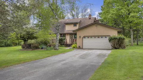 w438 Clement Circle, Osceola, WI 53010