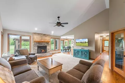 Living - s93w34945 Jericho, Eagle, WI 53119 photo 1 of 1
