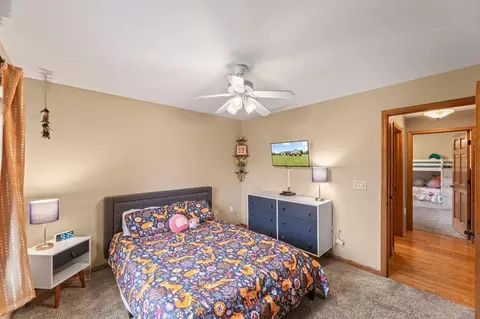 Bedroom - s93w34945 Jericho, Eagle, WI 53119 photo 4 of 6