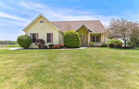 22939 W Overson, Norway, WI 53182
