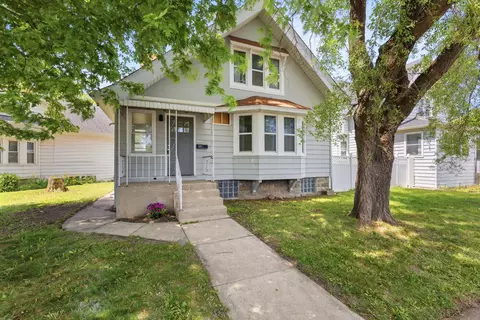 1931 S 59th, West Allis, WI 53219