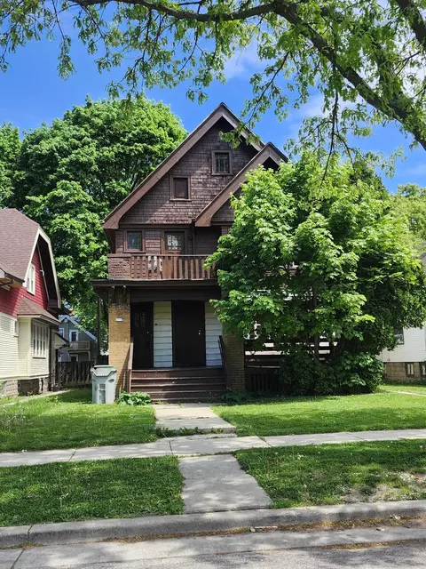 2754 N 49th #2756, Milwaukee, WI 53210