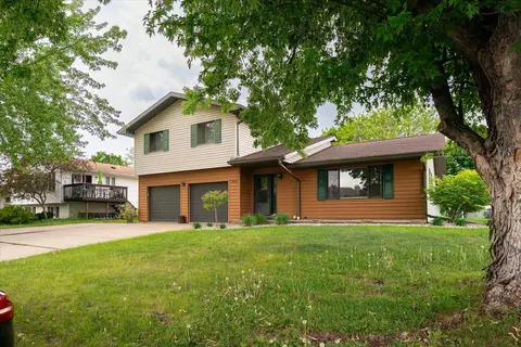 1206 Willow, La Crescent, MN 55947