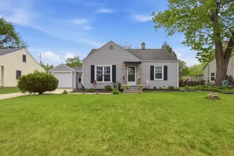 w164n8451 Hiawatha, Menomonee Falls, WI 53051