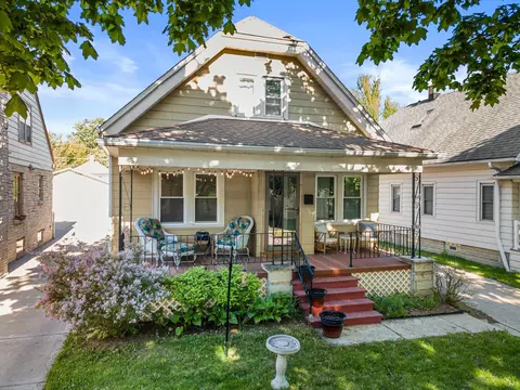 3018 N 74th, Milwaukee, WI 53210