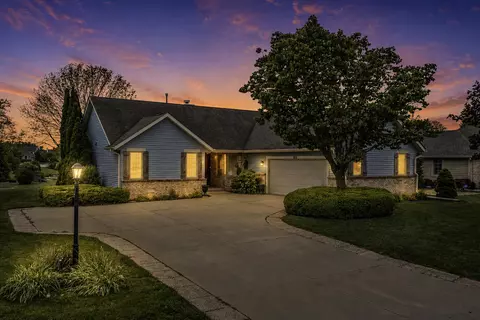6615 Chesapeake, Racine, WI 53406