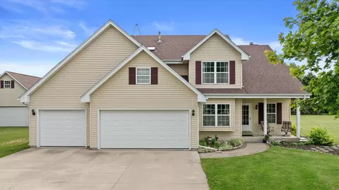 7720 Orchard Vly, Farmington, WI 53090