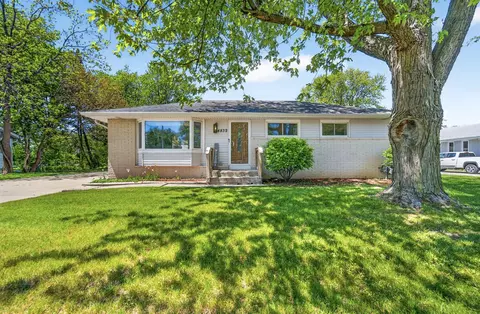 4832 Tanglewood, Racine, WI 53402