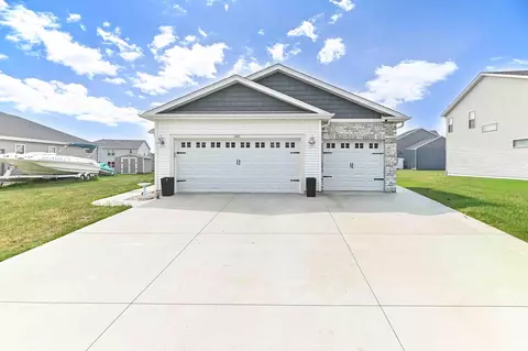 1337 Tower Hl, Whitewater, WI 53190