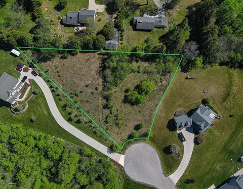 Lt5 S Manor, Germantown, WI 53022